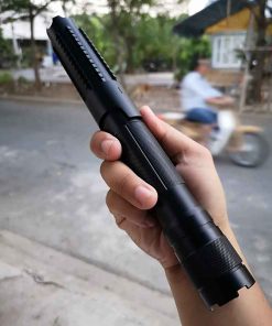 den-laser-821-gia-re