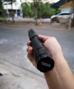 den-laser-821-gia-re