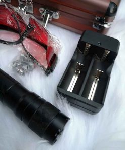 den-laser-821-gia-re