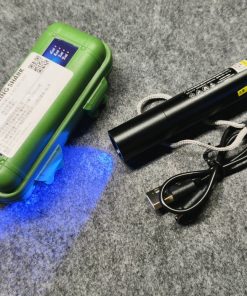 den-laser-tia-do-kem-uv-giam-dinh-cam-tay-smiling-shark-sd-0112